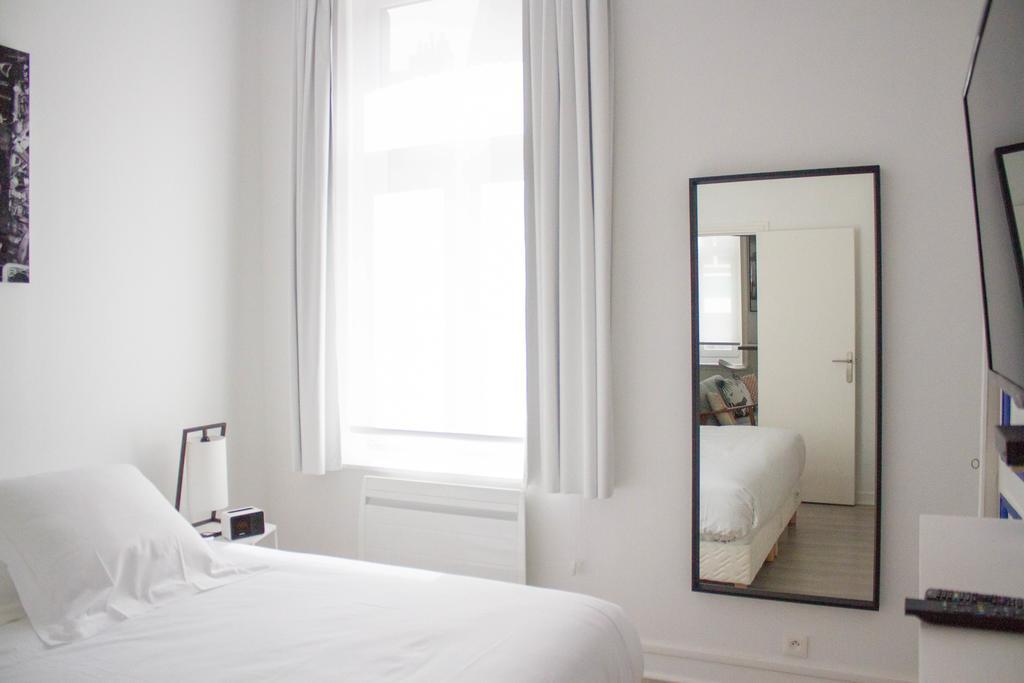 Appartements De Jeanne ลีลล์ ภายนอก รูปภาพ